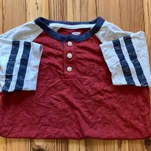 Old Navy size 10-12 shirt sleeve shirt